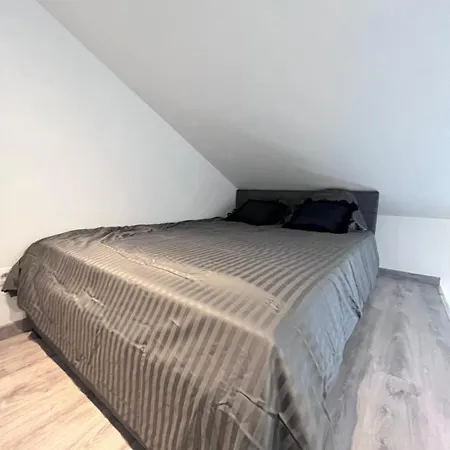 Magnifique Duplex 1 Moderne. Boussu-lez-Mons